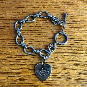 NWOT Original Juicy Couture Silver Flat Heart Charm Bracelet